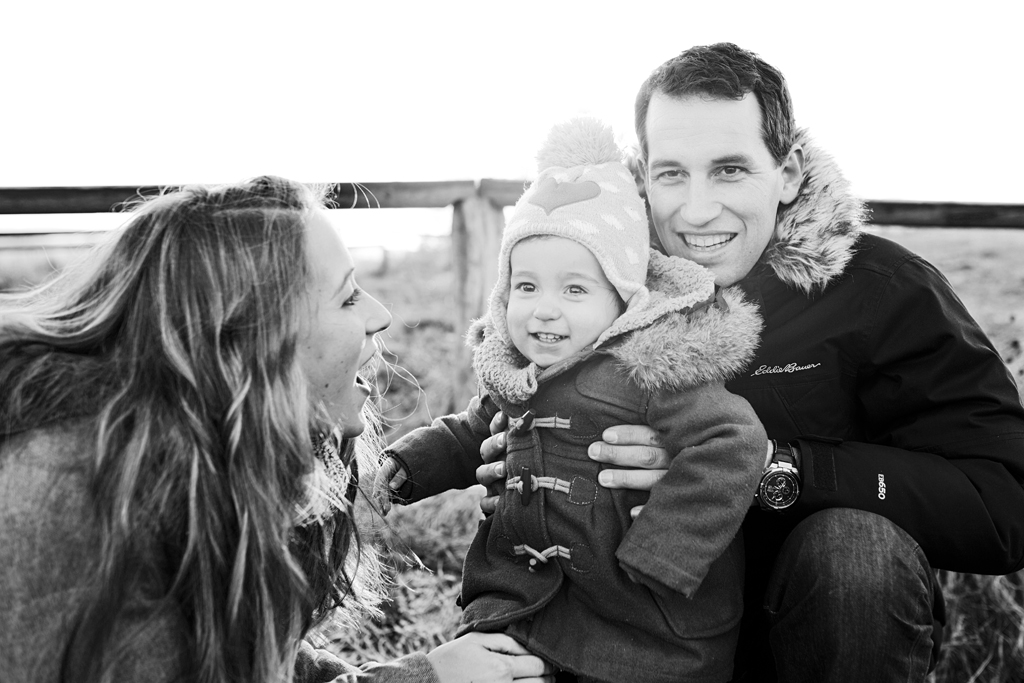 Bruna Guerra Photography_Winter Family Session_A+J+E_17